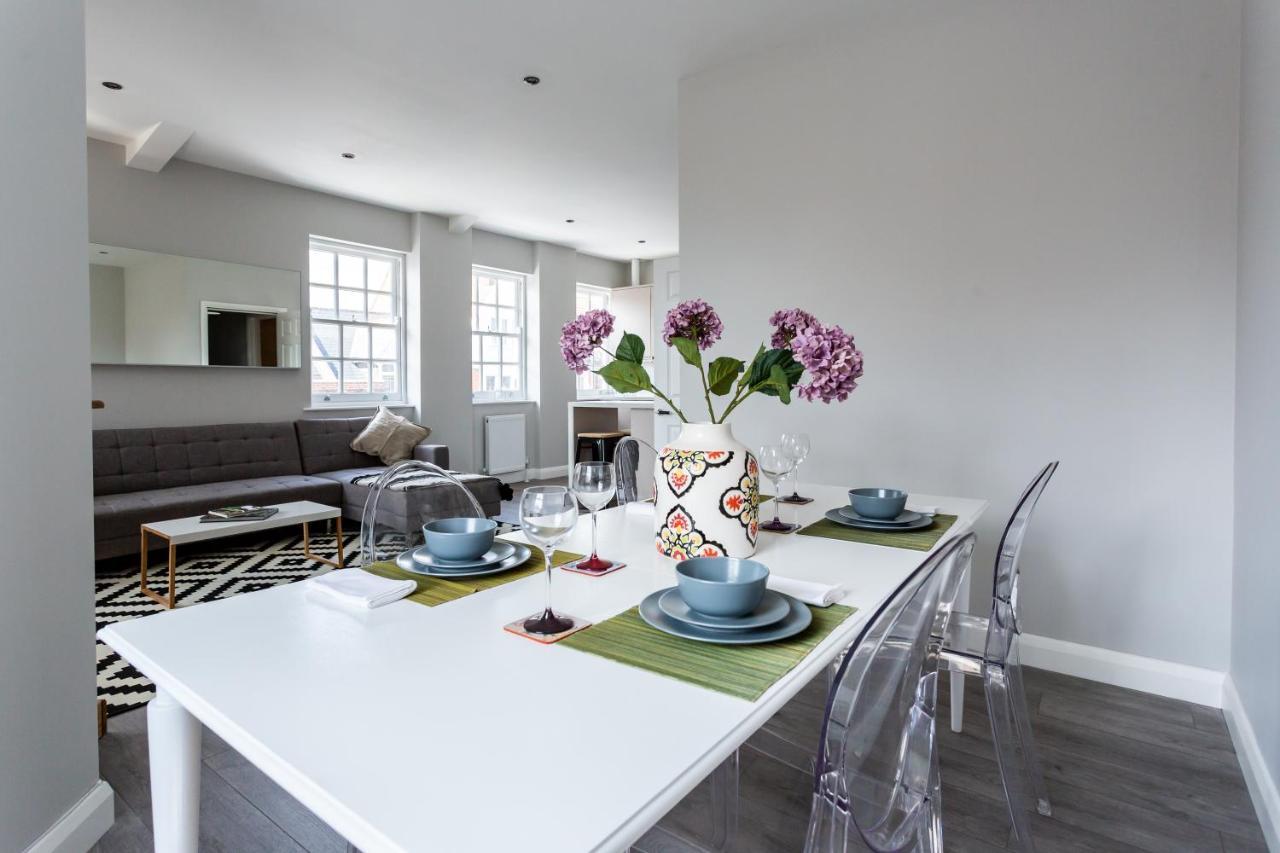 2 Bedroom Apartments With Sofa Bed In Southend Bagian luar foto