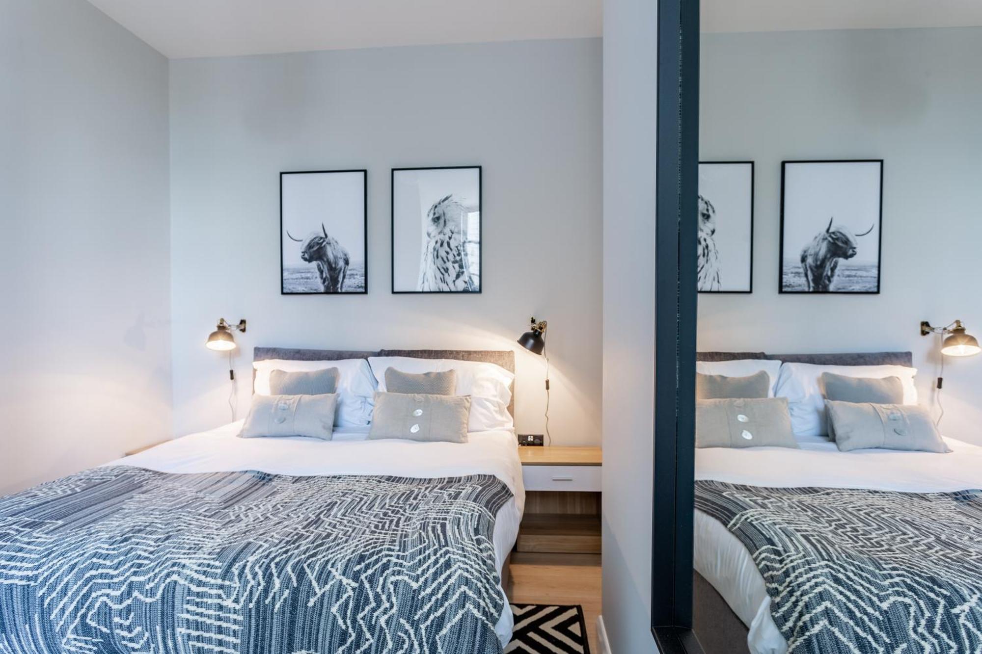 2 Bedroom Apartments With Sofa Bed In Southend Bagian luar foto
