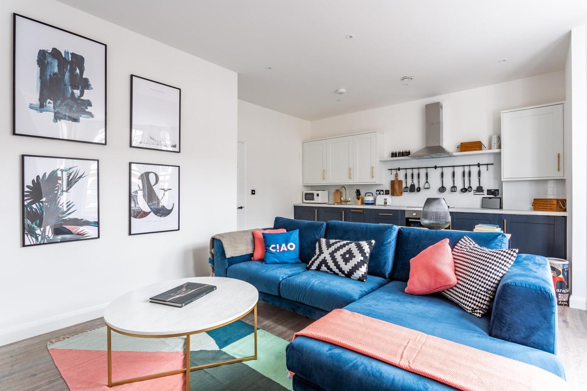 2 Bedroom Apartments With Sofa Bed In Southend Bagian luar foto